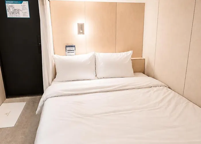 Hostel Momentum Station *